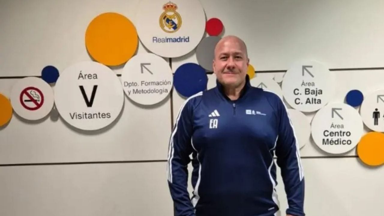 Enrique Alfaro, exgobernador de Jalisco, presume que se graduó en escuela del Real Madrid