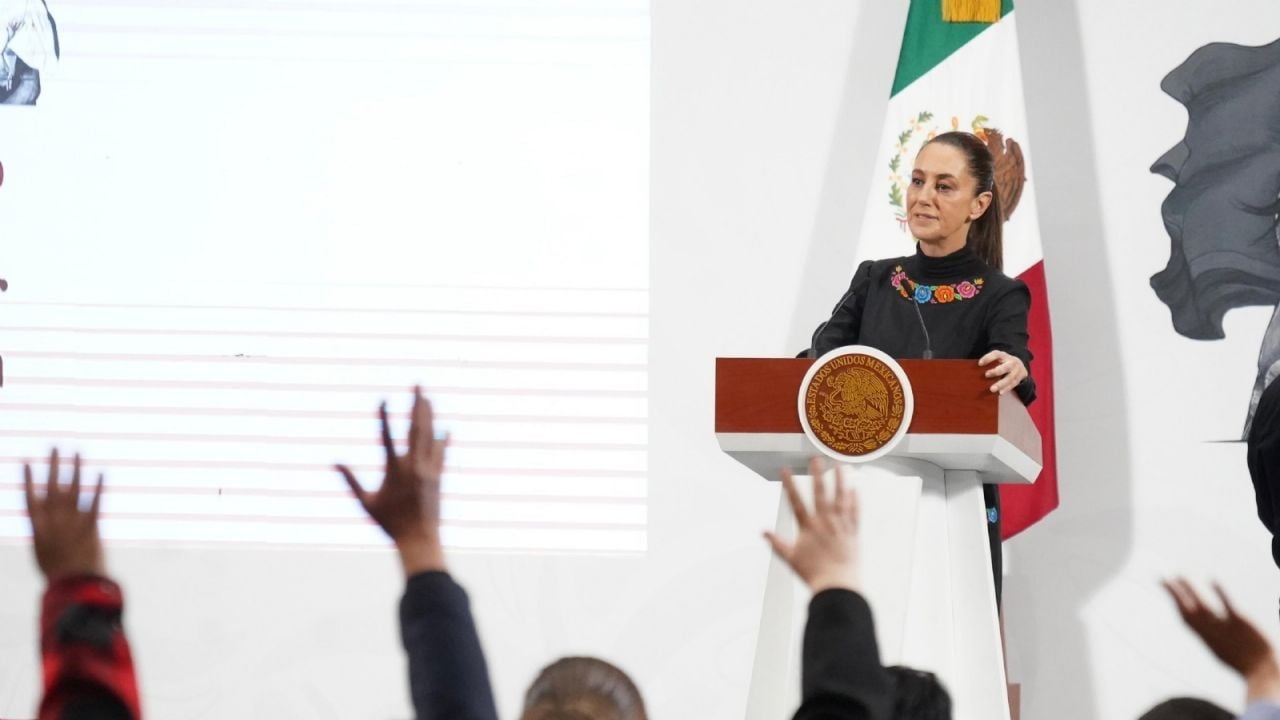 Tras impacto del huracán Erick, Sheinbaum viaja a Oaxaca para coordinar trabajos