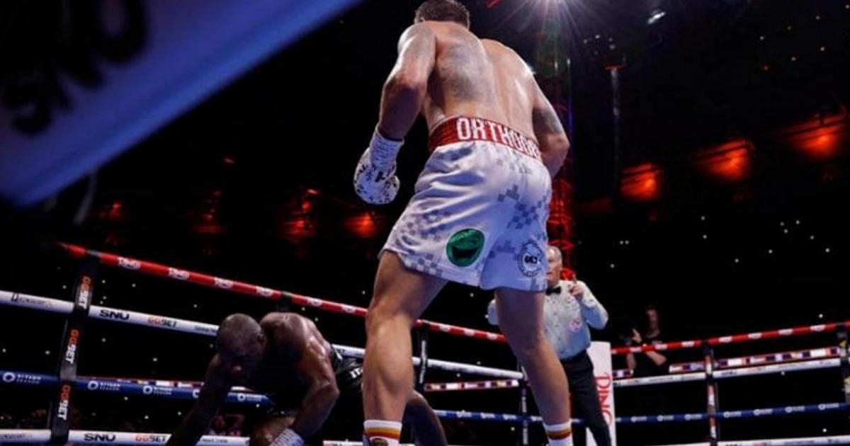 Ukraynalı Usyk mutlak ağır sıklet şampiyonu