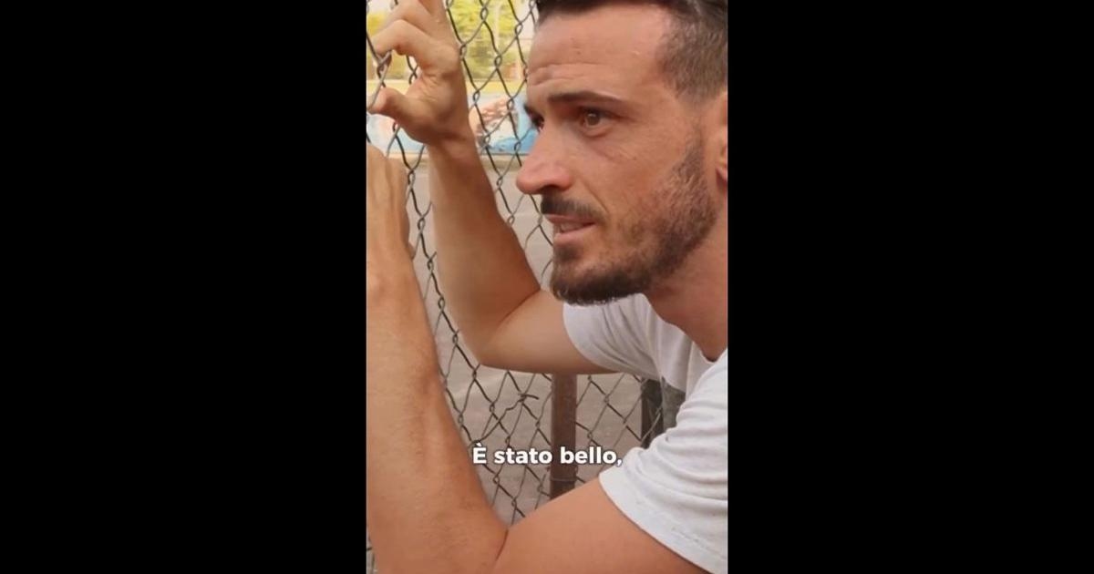 Alessandro Florenzi artık yeter diyor ve ayrılıyor: "Hepinize teşekkür ederim, çok güzeldi, hatta çok güzeldi."