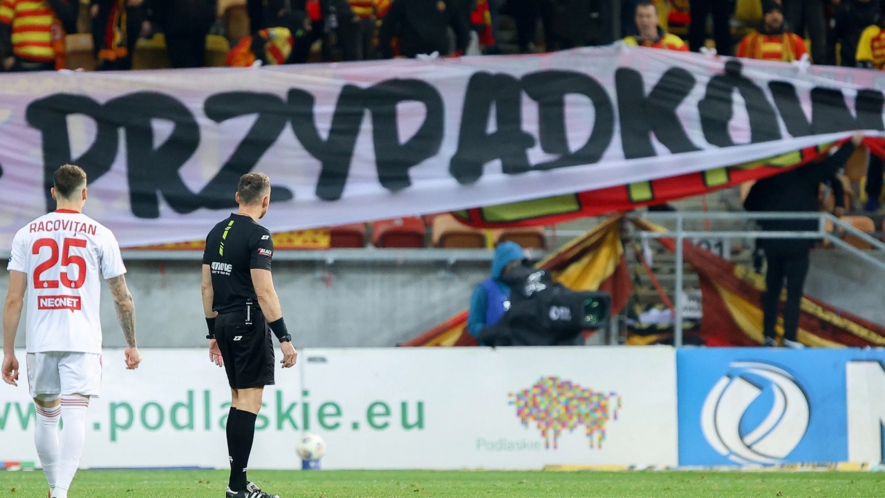 A huge scandal in the Polish league. The match had to be abandoned.