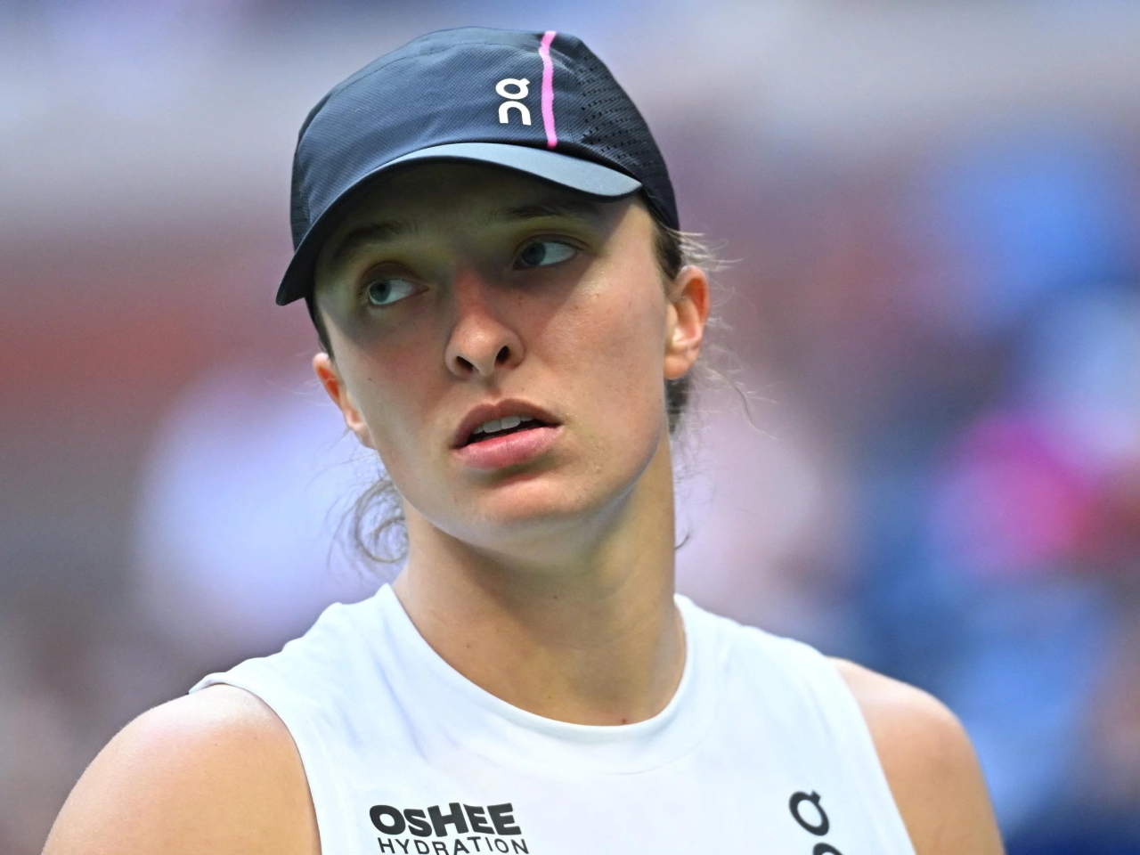 Iga Świątek a été sanctionnée. La décision de la WTA suscite une vive controverse.