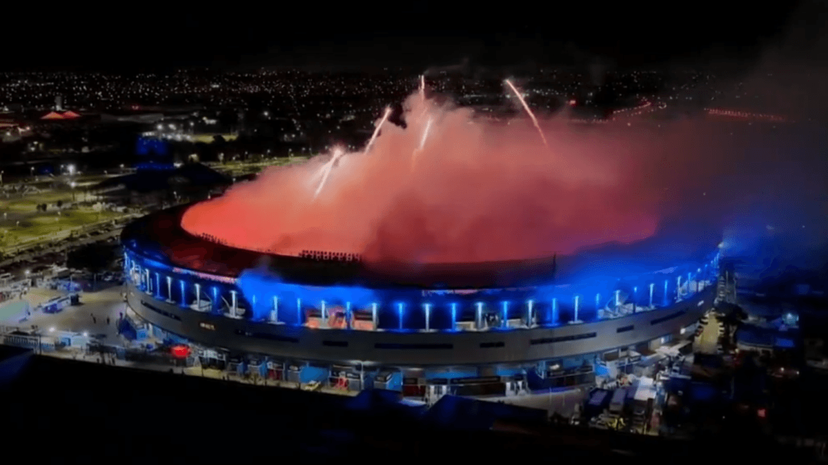 Çılgınlık: Racing Club'ın Flamengo'ya inanılmaz karşılaması