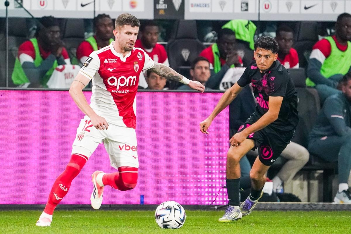 Kan Caio Henrique, nu hij zich tegen Angers weer richt op een verdediging met drie man, op de lange termijn bij AS Monaco blijven?