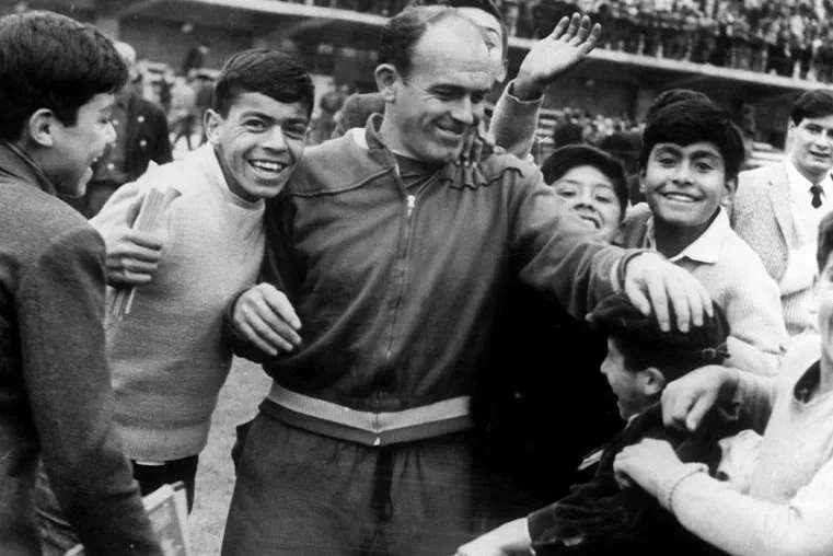 As incríveis reviravoltas que impediram Di Stéfano de jogar uma Copa do Mundo: duas nacionalidades, uma classificação desastrosa e um relatório confidencial.