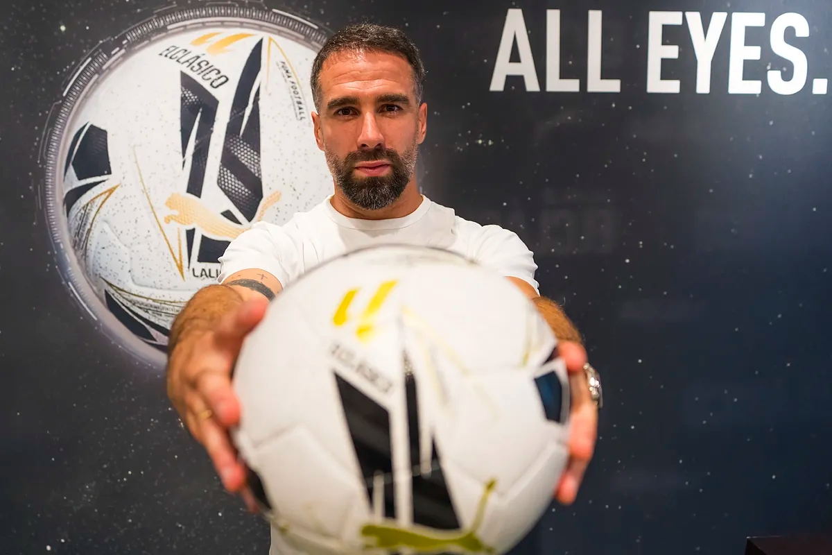 Dani Carvajal: "Gosto mais das pequenas coisas porque há alguns meses eu estava numa enrascada; agora estou feliz por ter sido convocado."