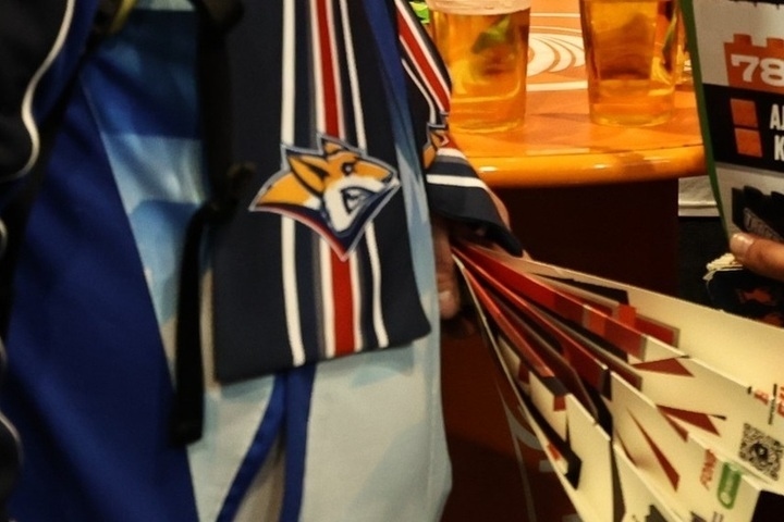 Razin, Metallurg'un hokey oyuncularının Ak Bars maçında yaşadıkları ufak tefek sorunlar nedeniyle hayal kırıklığına uğradığını söyledi.