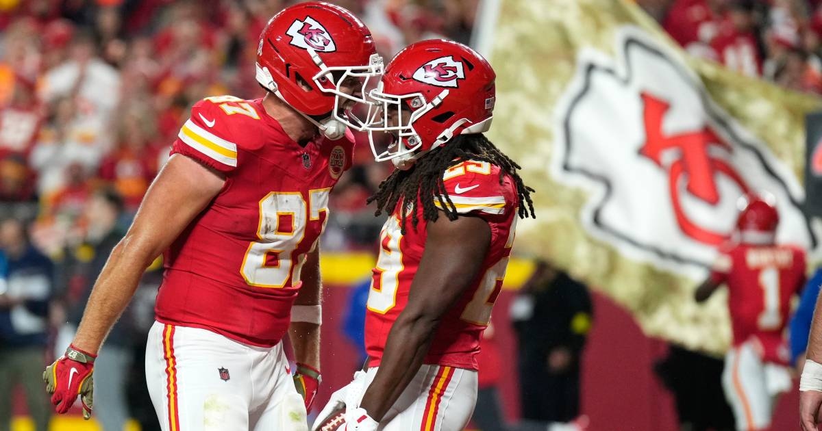 Il segno storico di Travis Kelce nella vittoria dei Chiefs sui Commanders