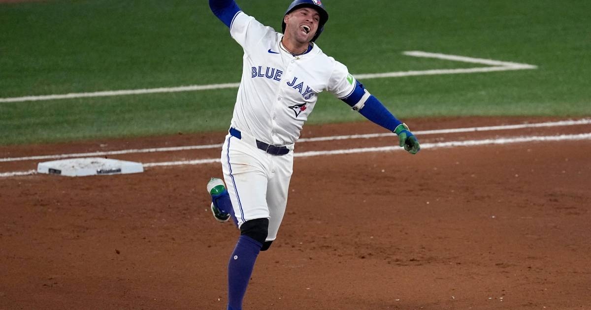 I Blue Jays avanzano alle World Series del 2025 dopo aver sconfitto i Seattle Mariners per 4-3 in una rimonta epica.