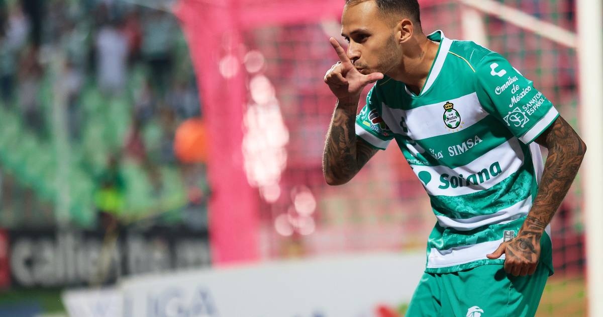 Santos Laguna vence 3-1 a Querétaro y revive en la pelea por el Play-In del Apertura 2025