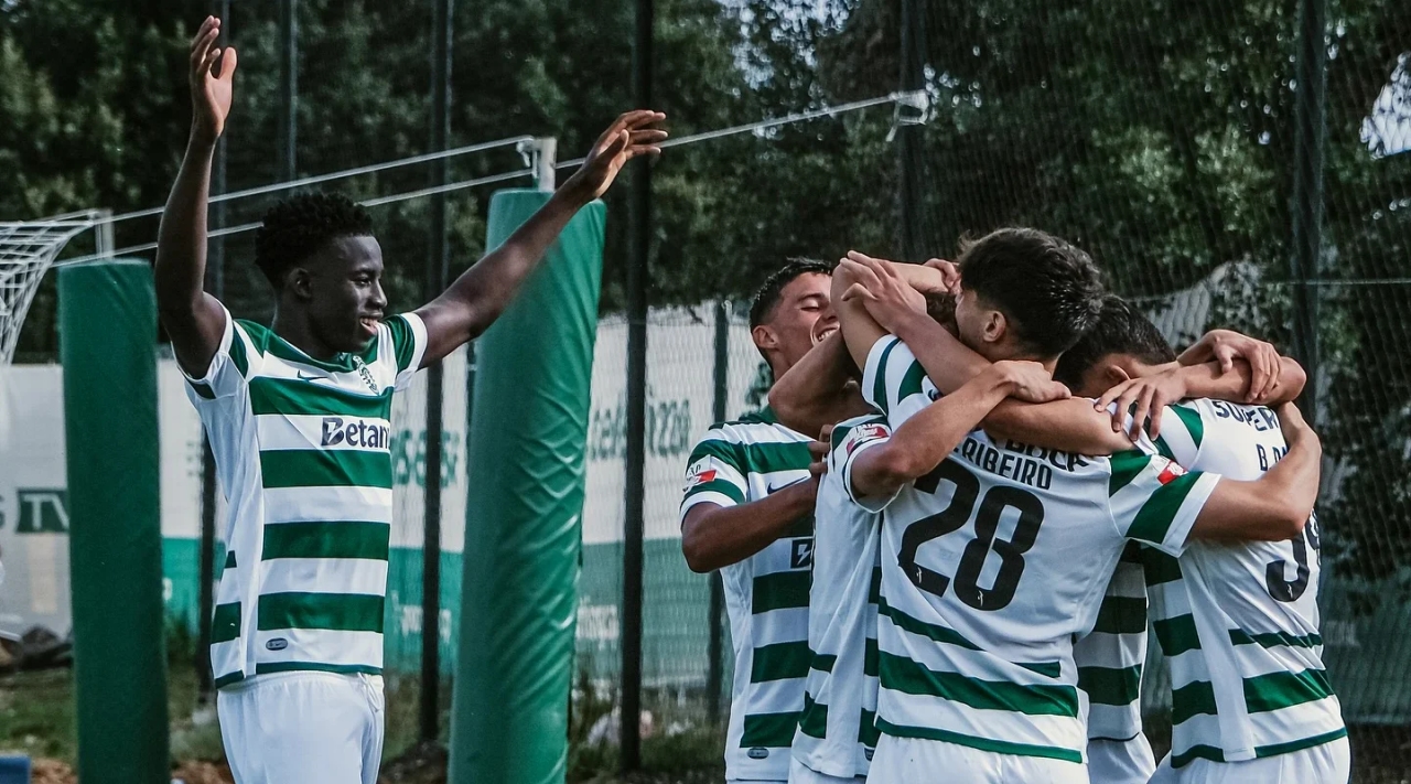 Sporting B verslaat Feirense en behaalt zijn derde opeenvolgende overwinning in de Tweede Liga.
