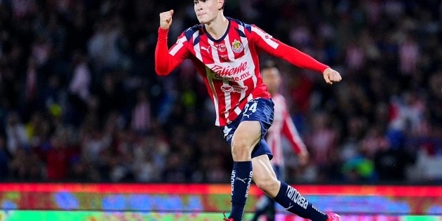 « Oso » González à propos d’« Hormiga » : « Nous voulons qu’il soit le meilleur buteur. »